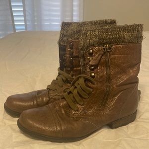 Steve Madden Troopa Boot w/ sock Size 10